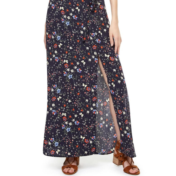 Sanctuary Coco Floral Butterfly Print A Line Maxi - Picture 4 of 6